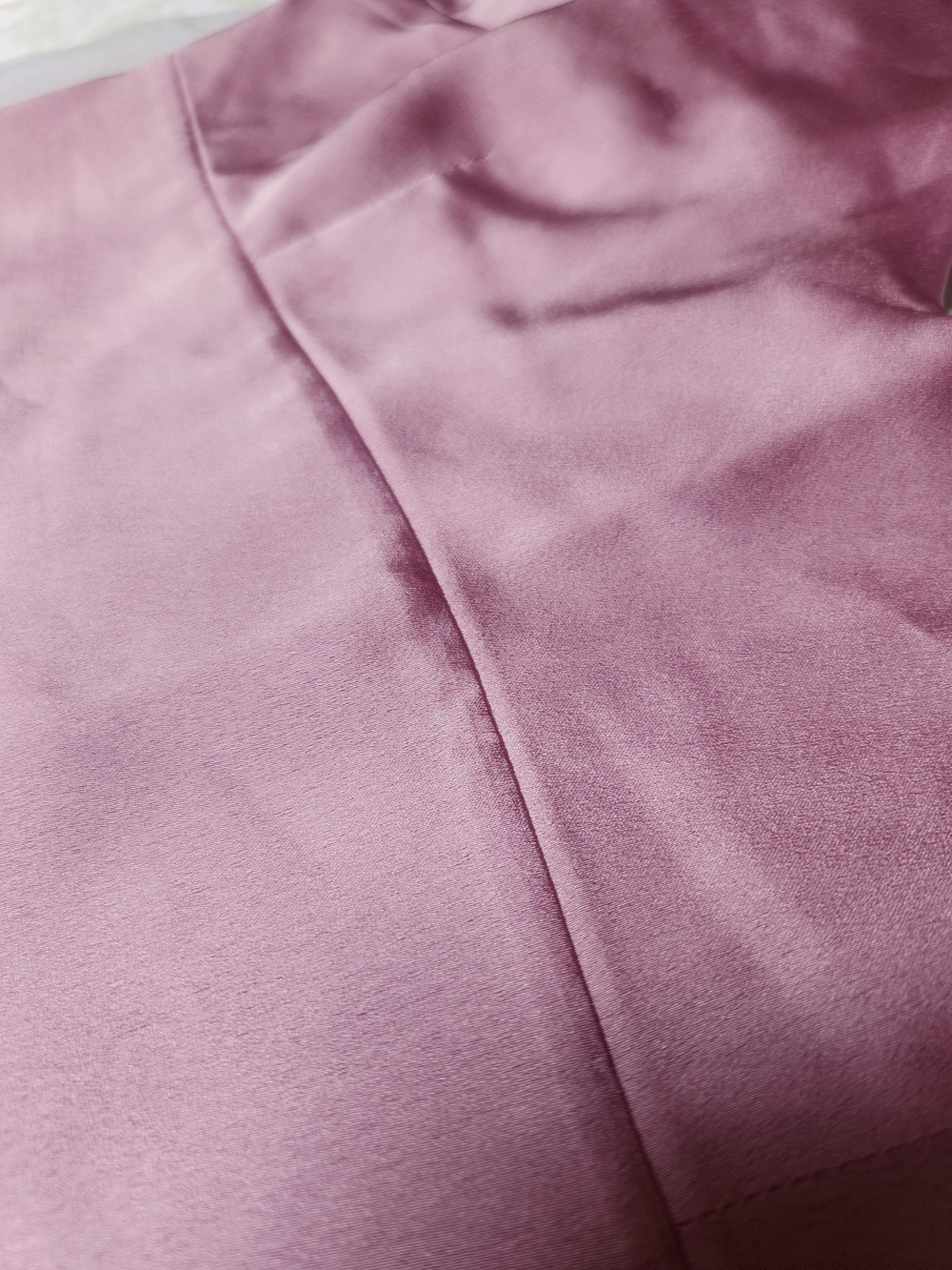 Abercrombie & Fitch Lilac Smocked Silky Top - Picture 3 of 5